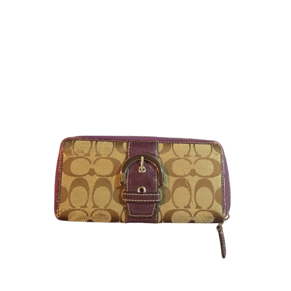 Coach Handbags - Coach wallet